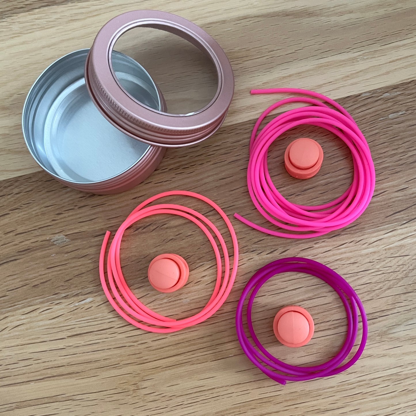 Stitch holder cord and toggle set