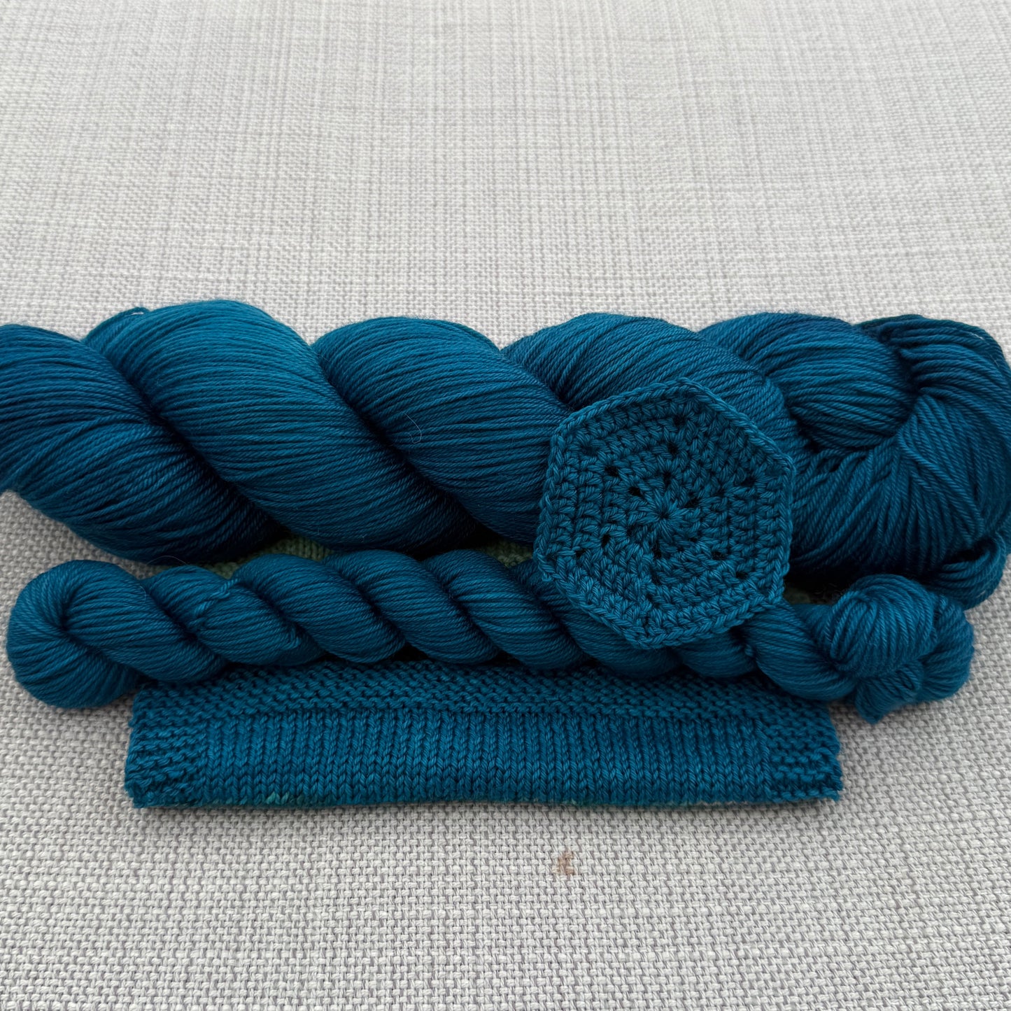 Lake Shore Drive (March Colours of the month Spares)