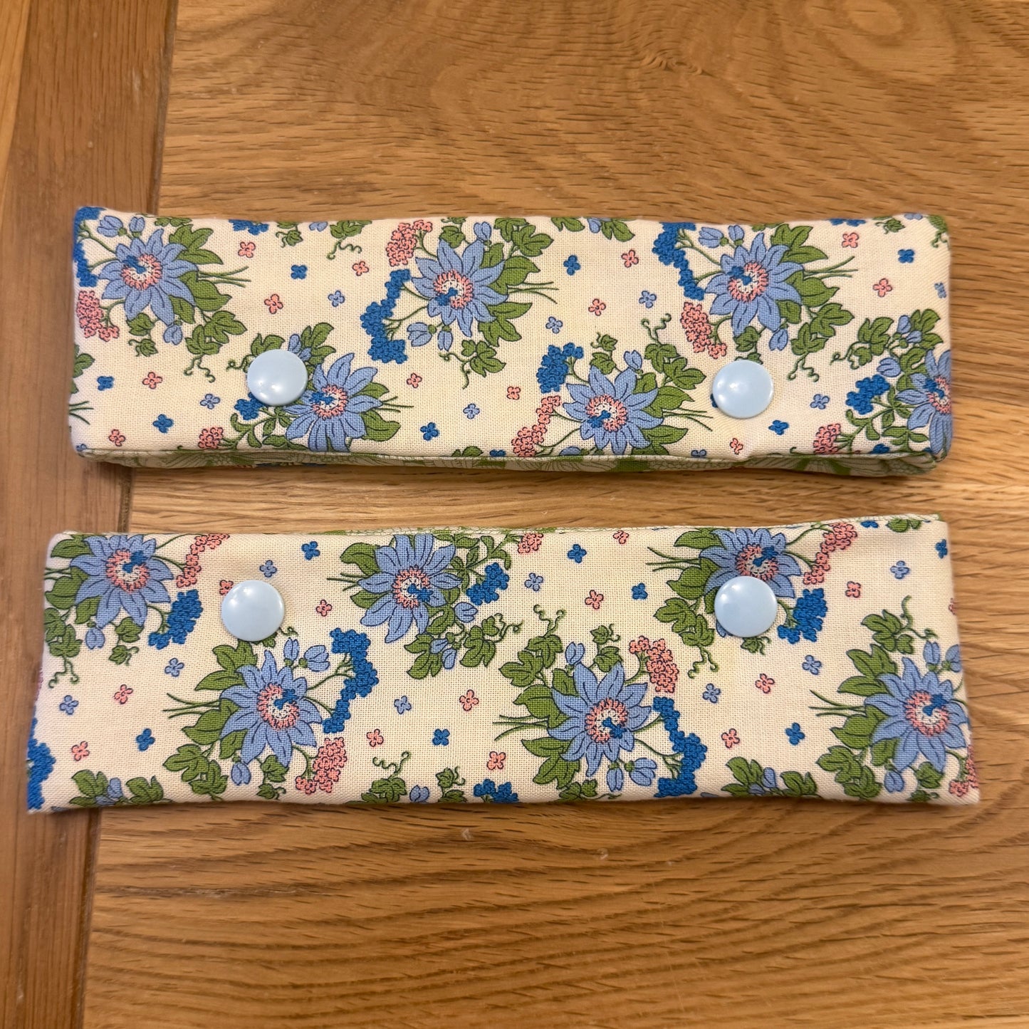 DPN case / cosy handmade with Liberty fabric - blue and green floral