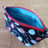 Yarn and needles print notions pouch