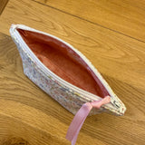 Notions pouch handmade with Liberty fabric - Delicate flowers