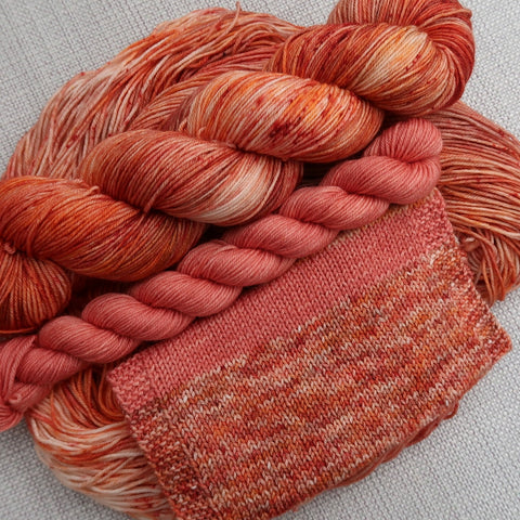 PRE-ORDER Colours of the Month - THE HEAT IS ON - SOCK or SHAWL SET - OCTOBER 2025
