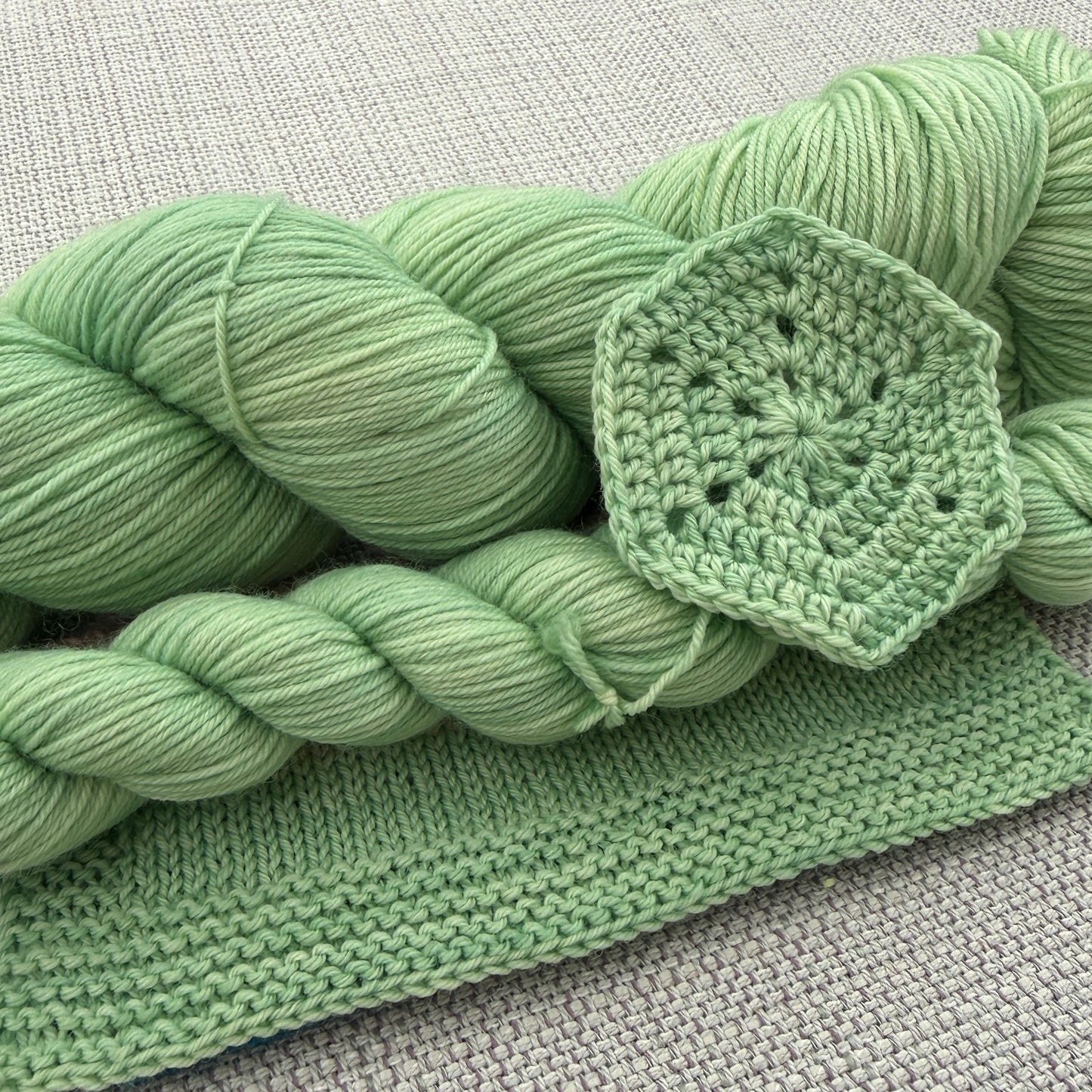 Lake Shore Drive (March Colours of the month Spares)
