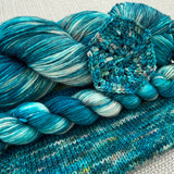 PRE-ORDER Colours of the Month - LAKE SHORE DRIVE - 100g SINGLE SKEINS - MARCH 2026