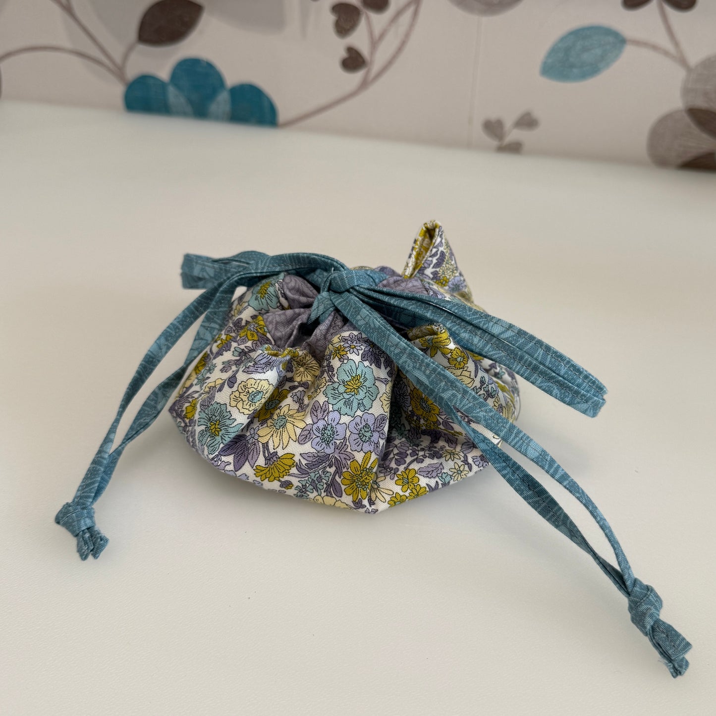 Flat lay Circle Notions Pouch Making Kit