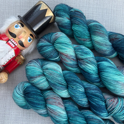 The Nutcracker (READY TO SHIP)