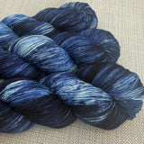 PRE-ORDER Colours of the Month - DO YOU WANT TO BUILD A SNOWMAN - 100g SINGLE SKEINS - DECEMBER2025