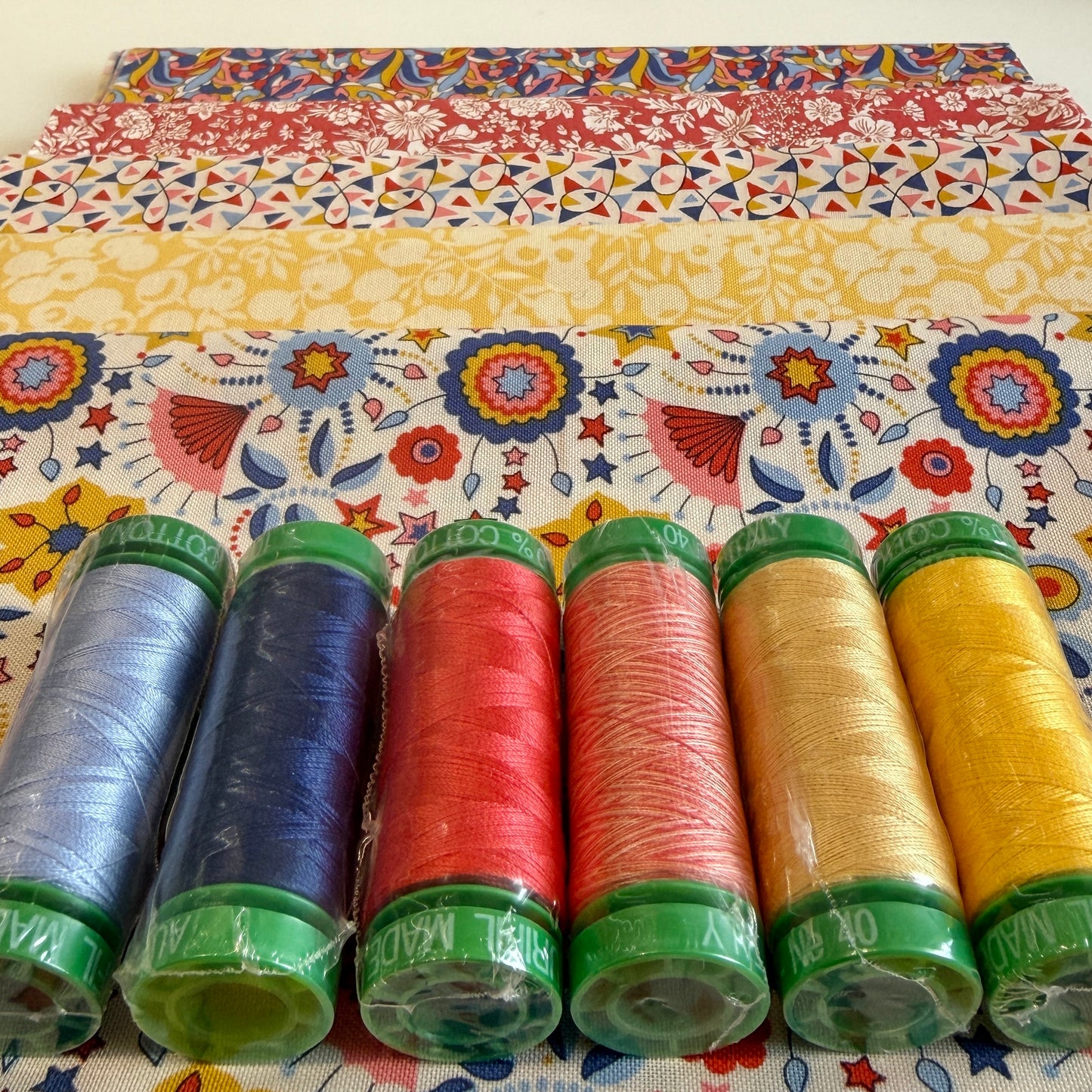 Summer Fair Liberty Quilters cotton Fat quarter pack