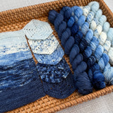 PRE-ORDER Colours of the Month - DO YOU WANT TO BUILD A SNOWMAN - MINI or MAXI SETS - DECEMBER 2025