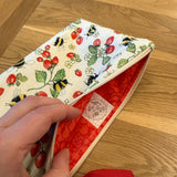 Large notions pouch - Strawberry and Bee