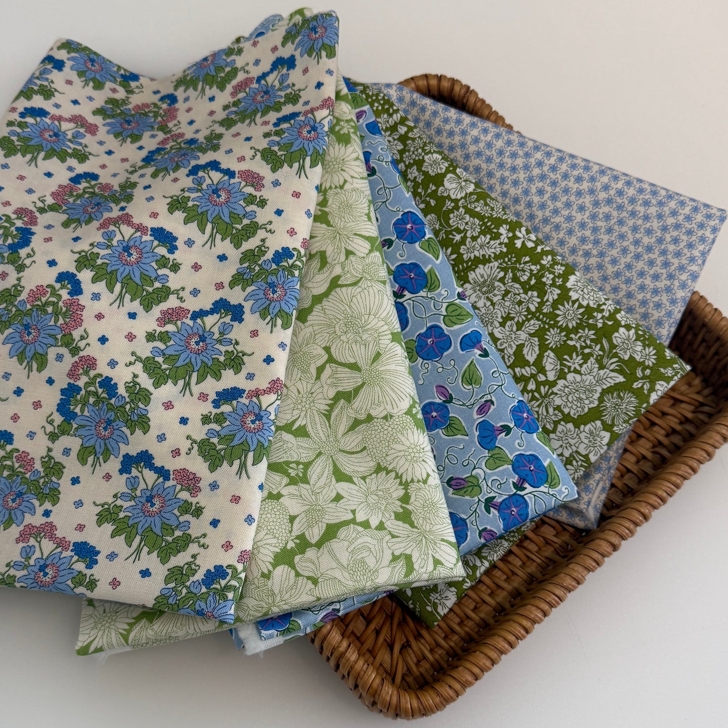 Liberty Postcard from Paradise Quilters cotton Fat quarter pack