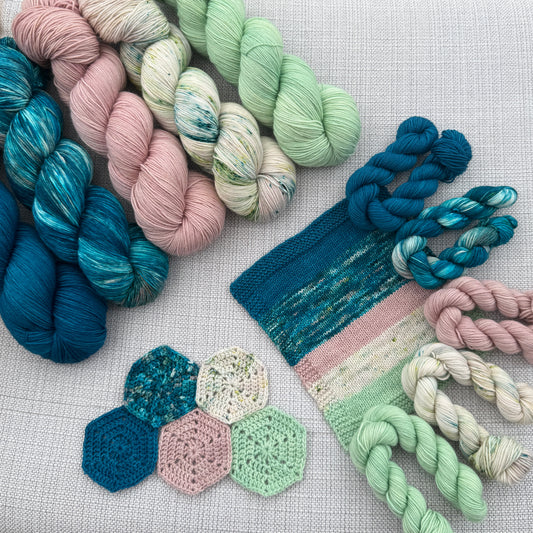 Lake Shore Drive (March Colours of the month Spares)