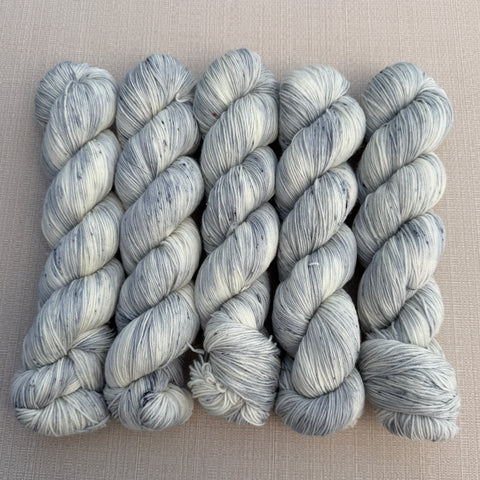 Here comes the rain again (READY TO SHIP)