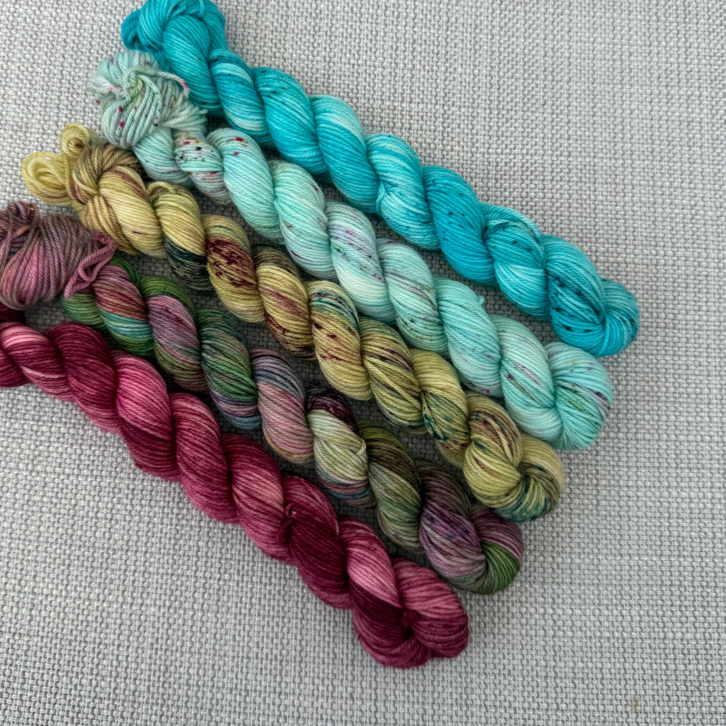 PRE-ORDER Colours of the Month - SUMMER NIGHTS - MINI or MAXI SETS - AUGUST 2026