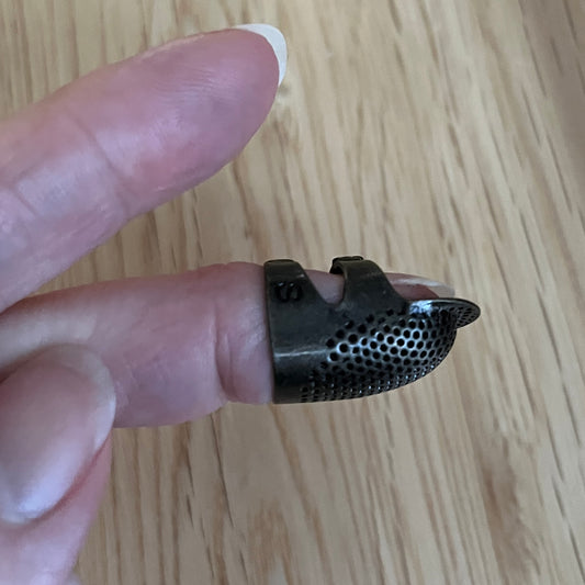 Clover one sided thimble