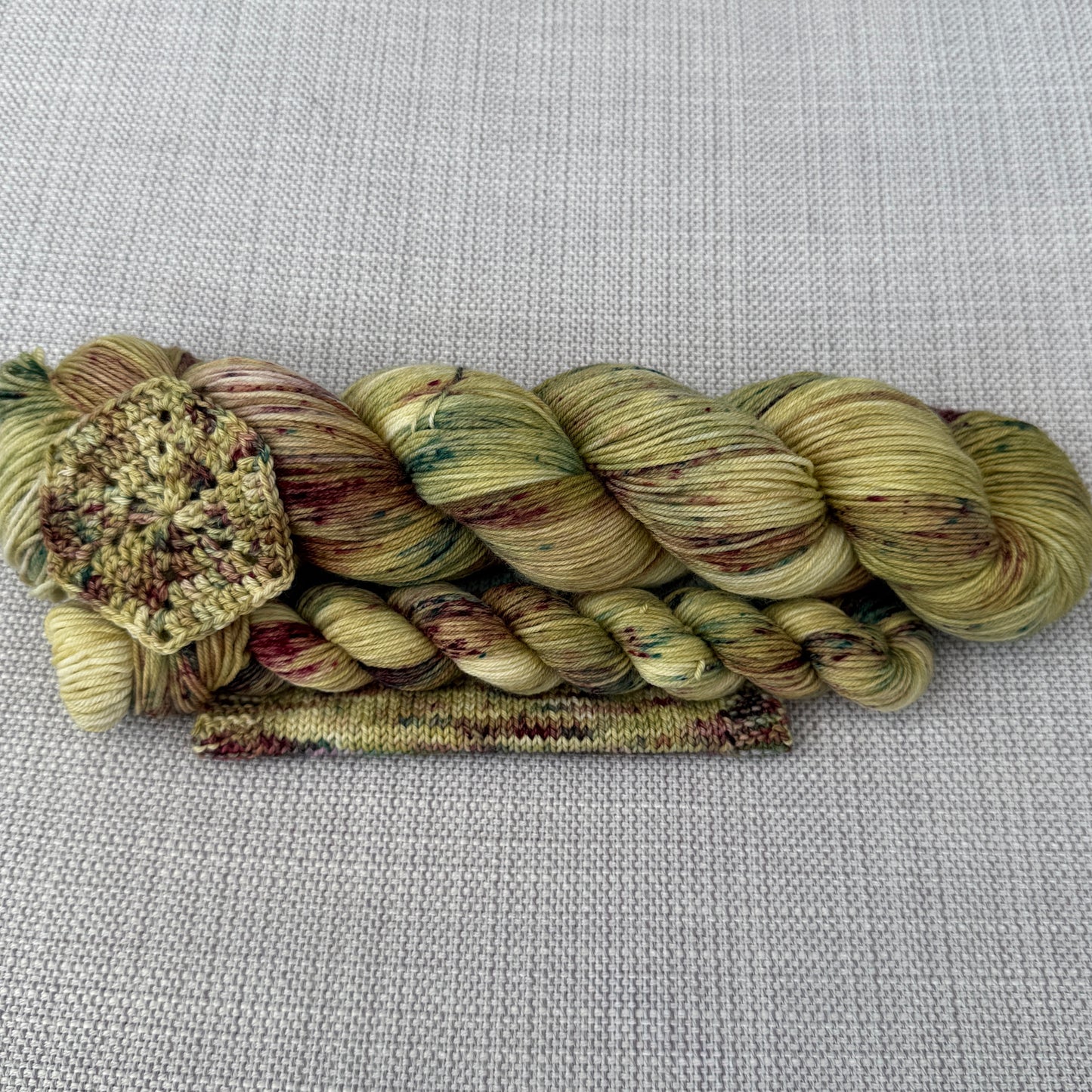 PRE-ORDER Colours of the Month - SUMMER NIGHTS - 100g SINGLE SKEINS - AUGUST 2026