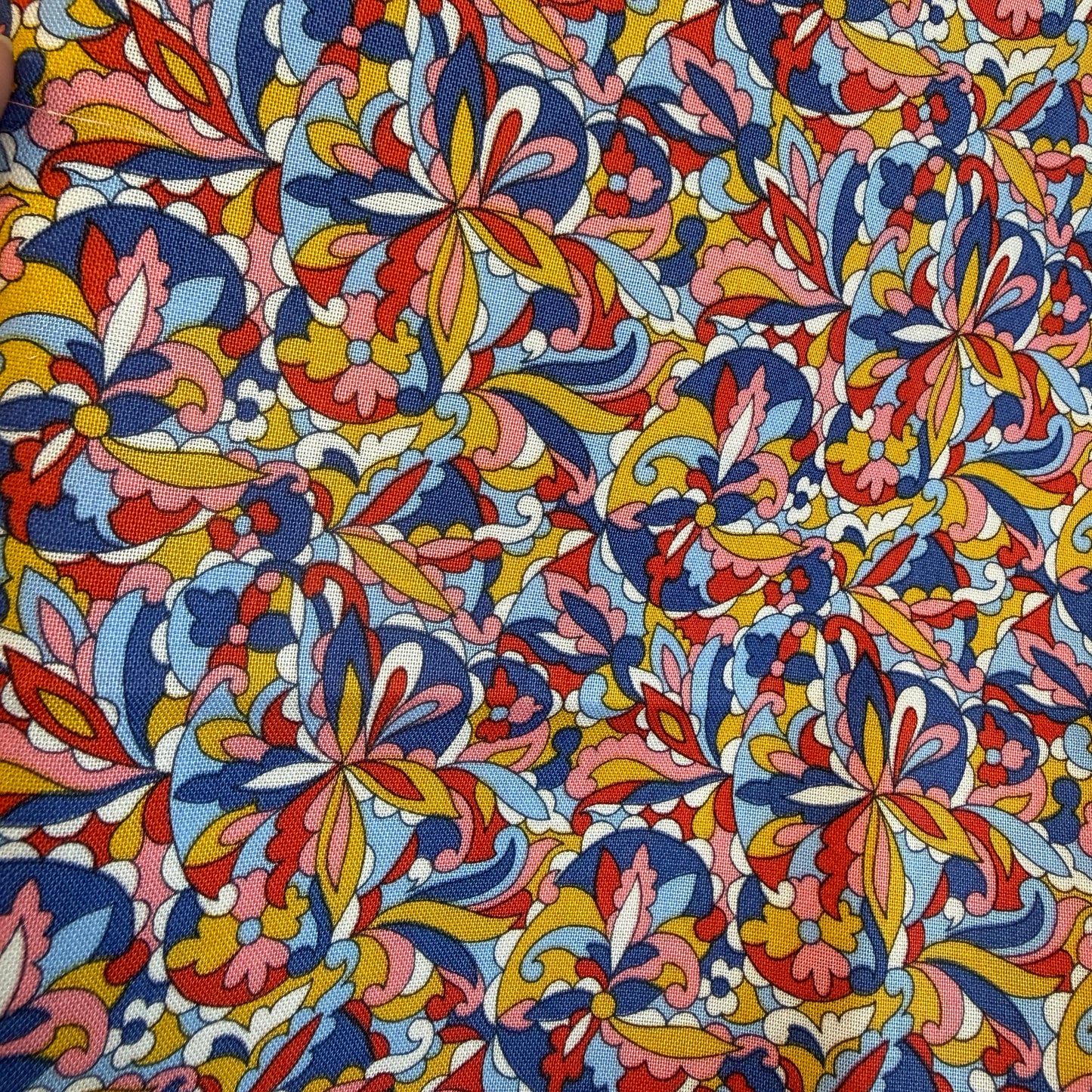 Summer Fair Liberty Quilters cotton Fat quarter pack