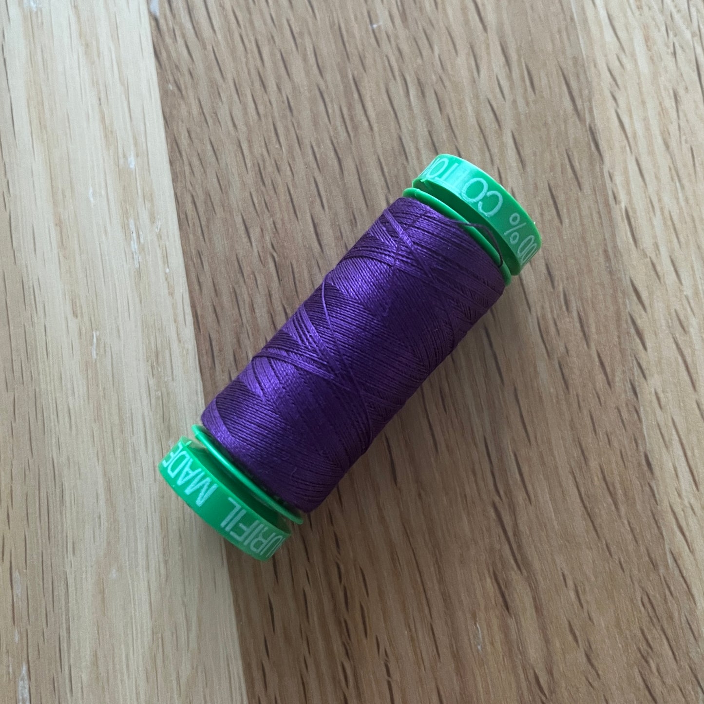 Aurifil 100% 40WT Egyptian Cotton thread (150m single spool) Colours