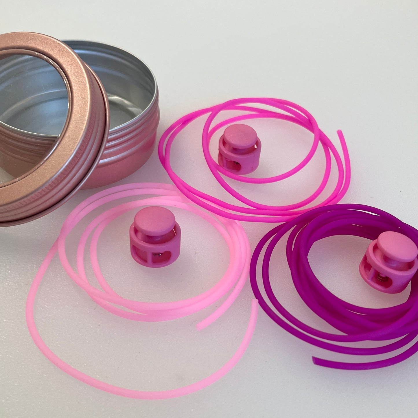 Stitch holder cord and toggle set