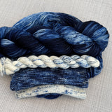 PRE-ORDER Colours of the Month - DO YOU WANT TO BUILD A SNOWMAN - SOCK or SHAWL SET - DECEMBER2025