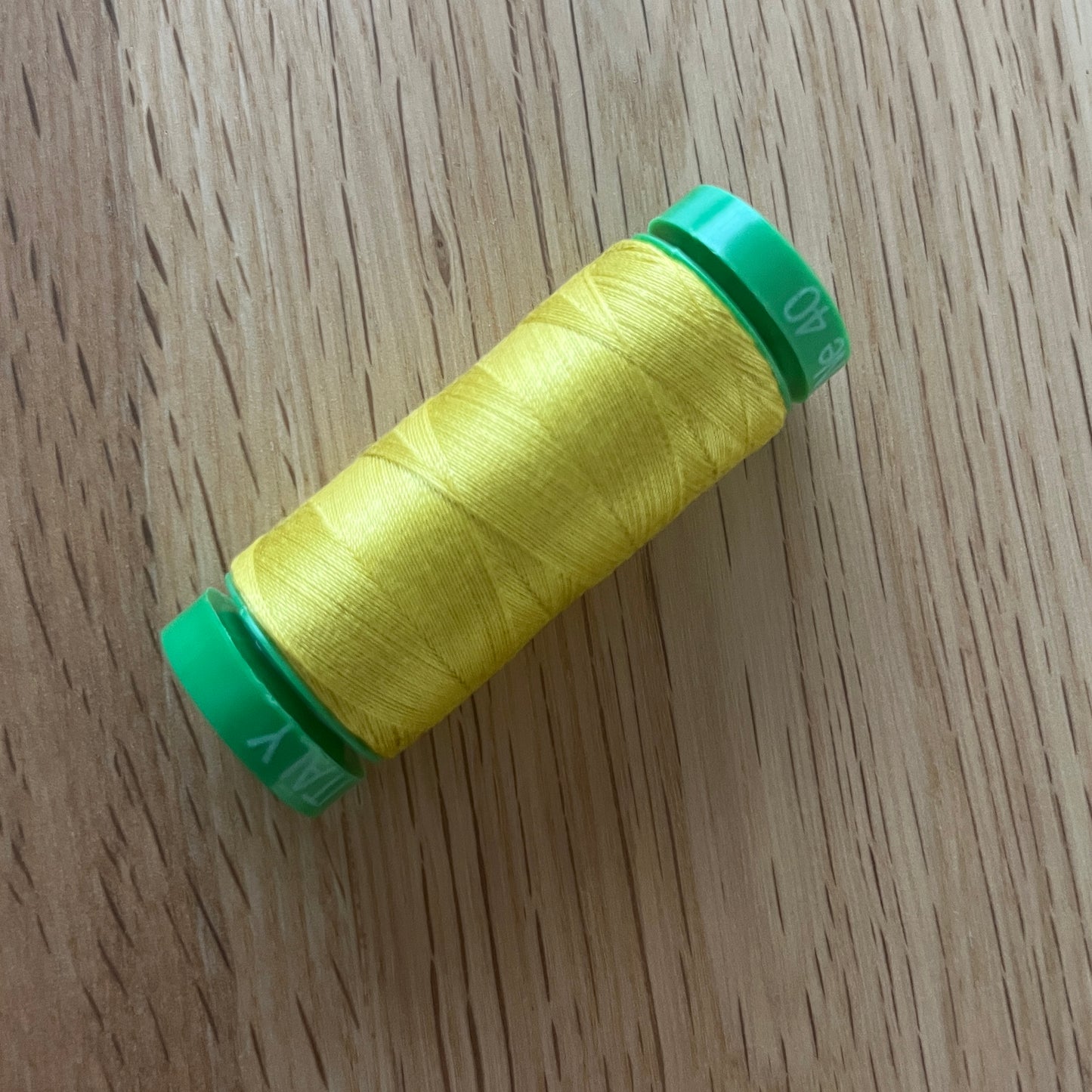 Aurifil 100% 40WT Egyptian Cotton thread (150m single spool) Colours