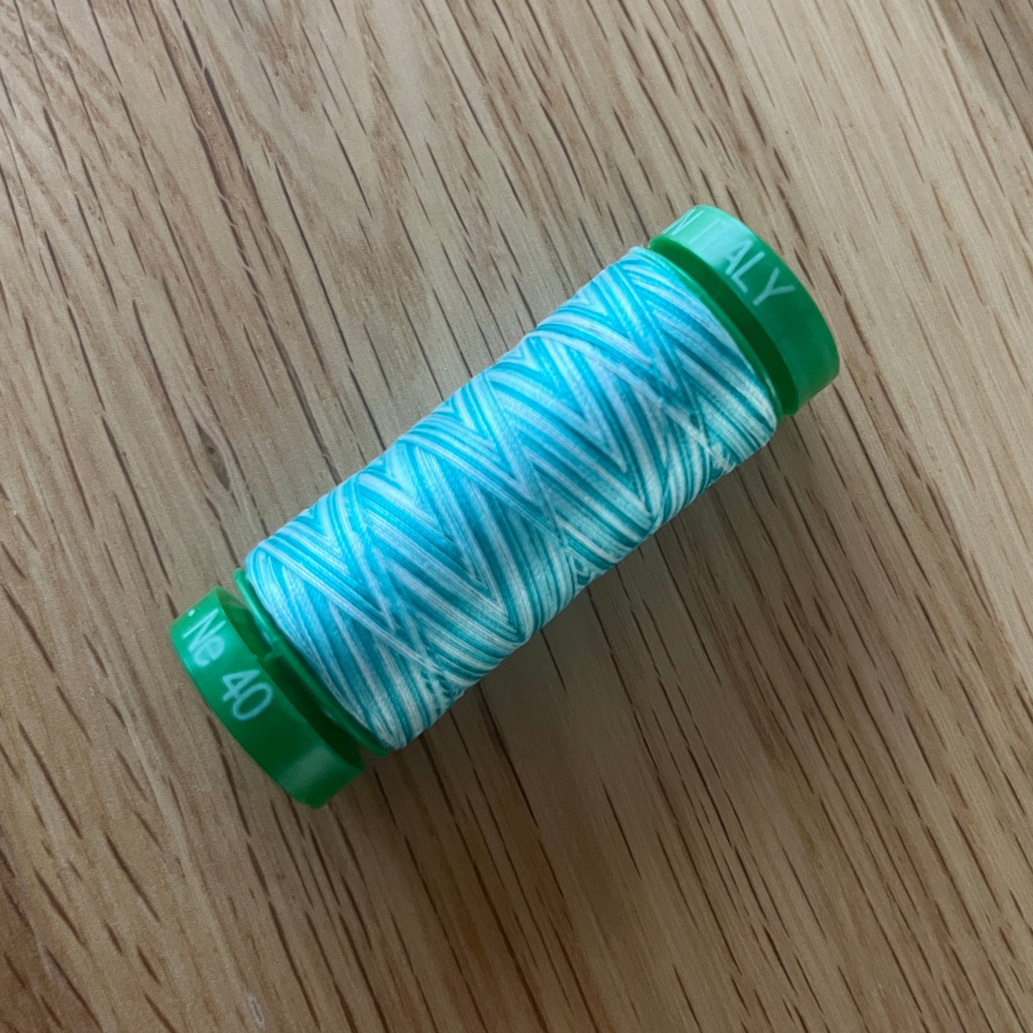 Aurifil 100% 40WT Egyptian Cotton thread (150m single spool) Colours