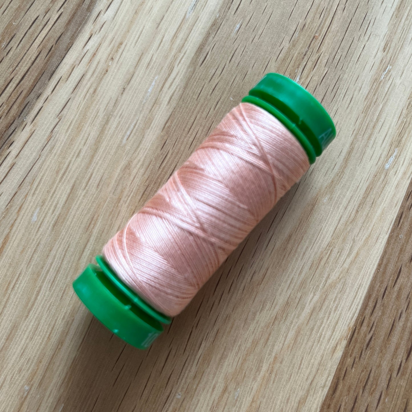 Aurifil 100% 40WT Egyptian Cotton thread (150m single spool) Colours