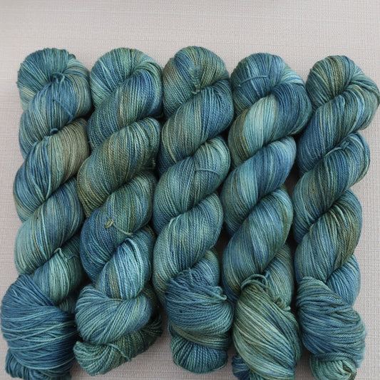 Wonderwall (READY TO SHIP)