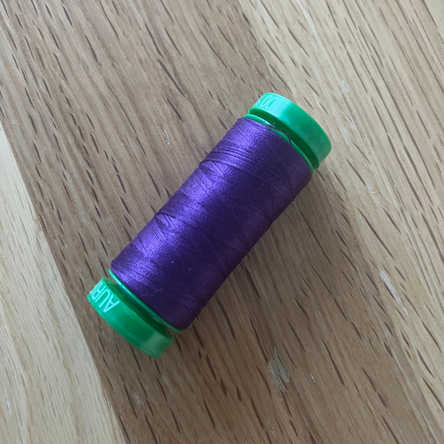 Aurifil 100% 40WT Egyptian Cotton thread (150m single spool) Colours