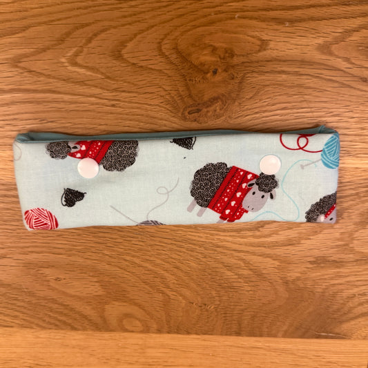 Knitting Sheep print DPN case / cosy