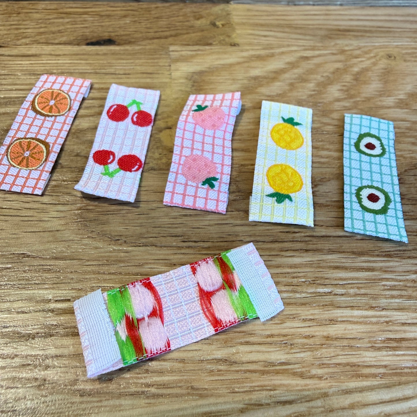 Fruity theme woven labels (set of 5)