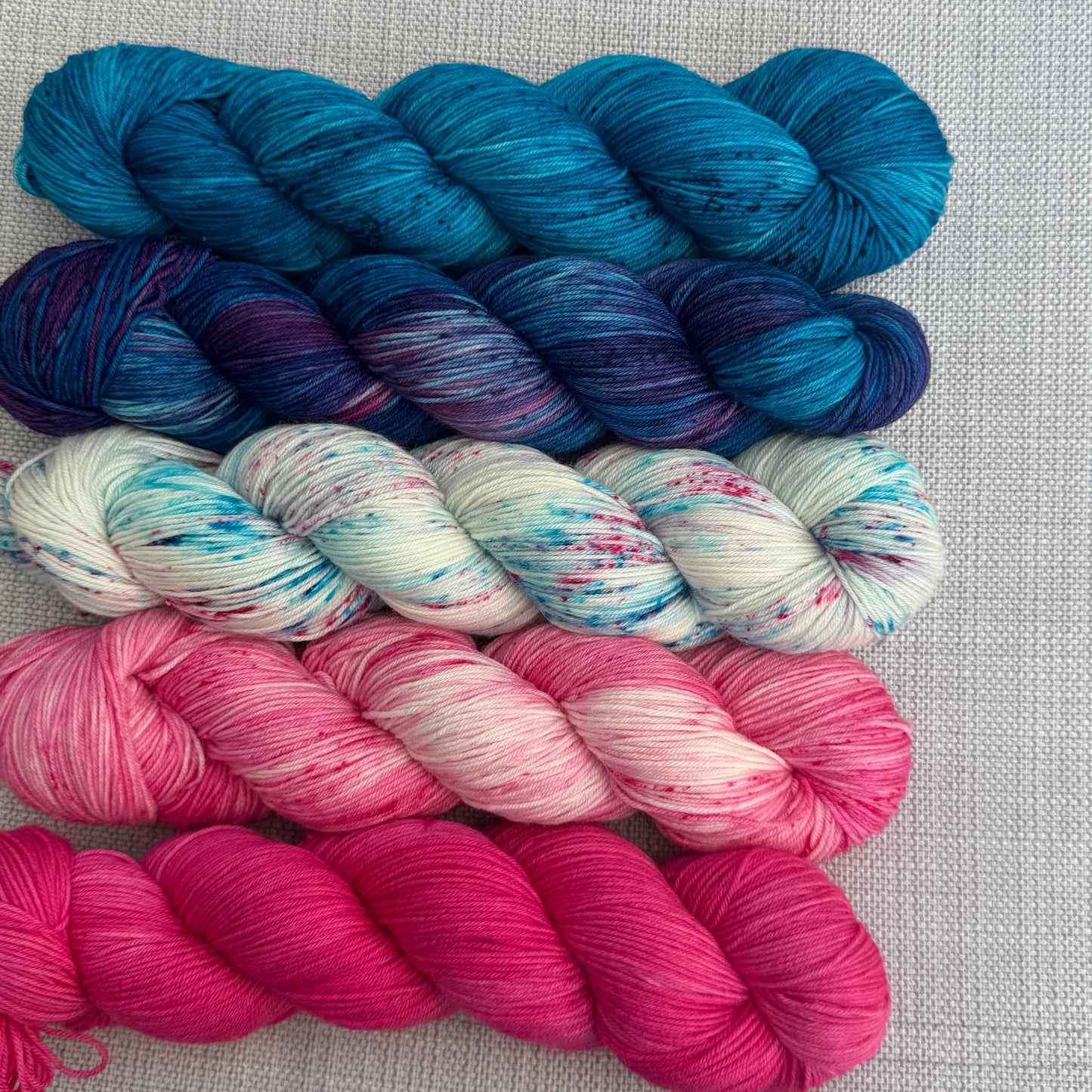3 MONTH BUNDLE - PRE-ORDER Colours of the Month - BARBIE GIRL - MINI or MAXI SETS - JUL / AUG / SEPT 2026