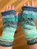 Anisoptera Mitten Knitting Pattern (PDF)