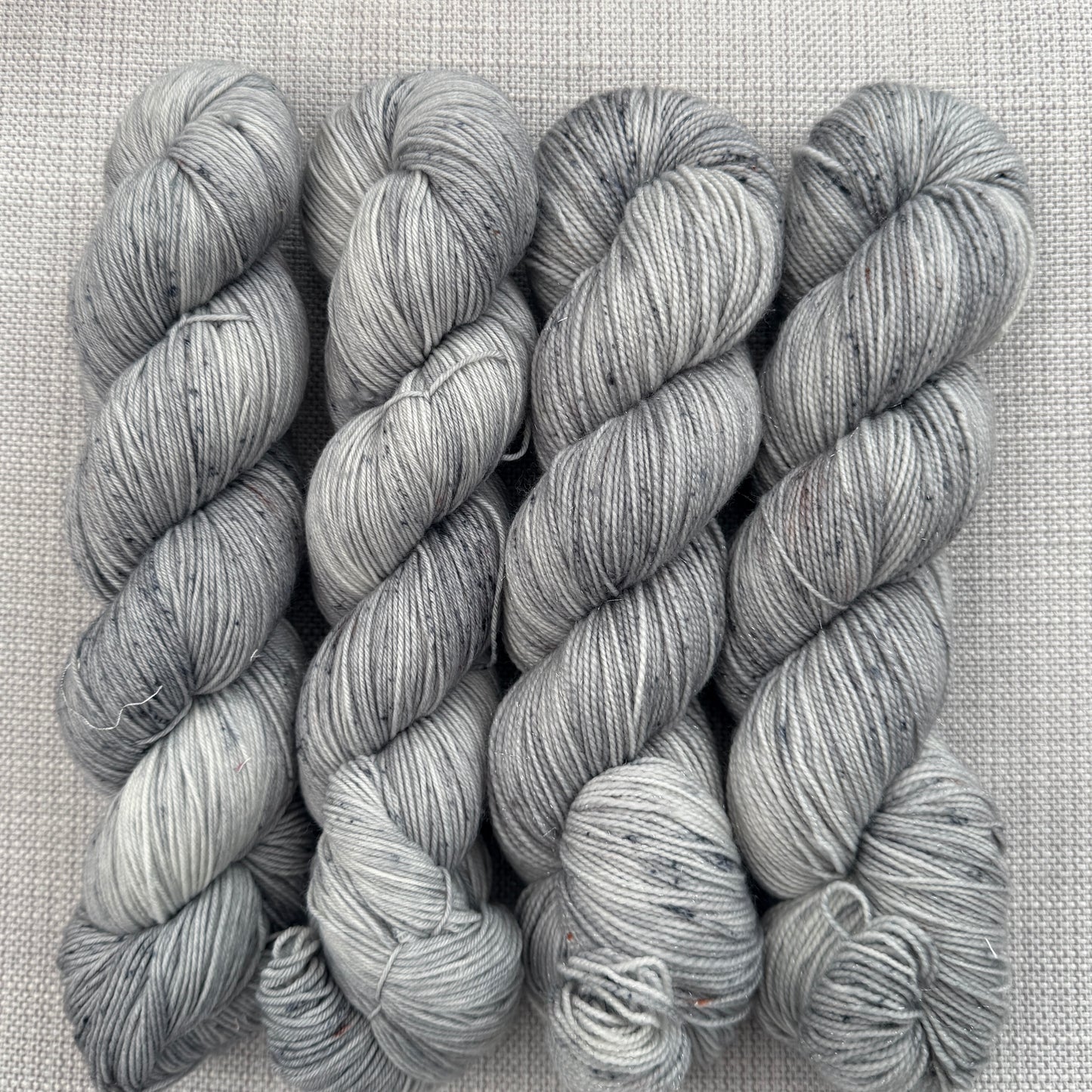 Raindrops (READY TO SHIP)