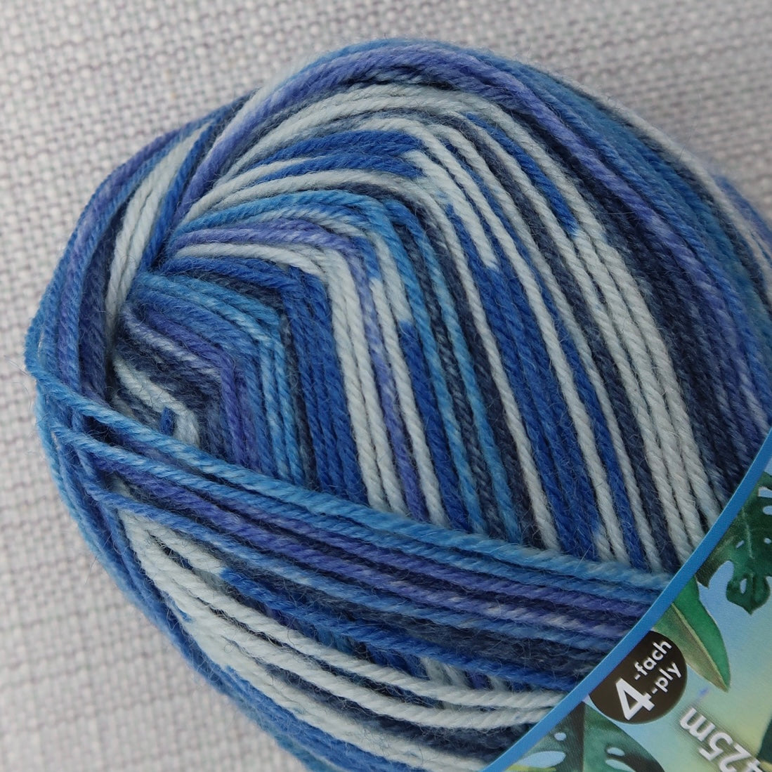 Opal Rainforest 11333 Willibald - 100g 4 ply