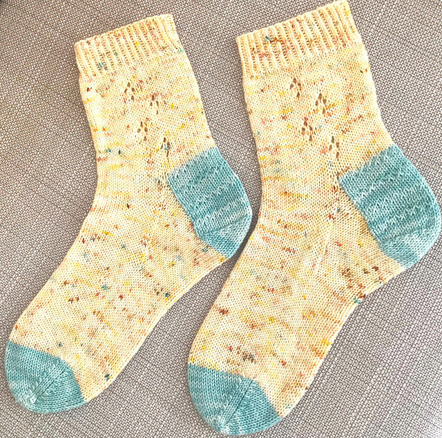 Buttercup Sock Pattern (PDF)