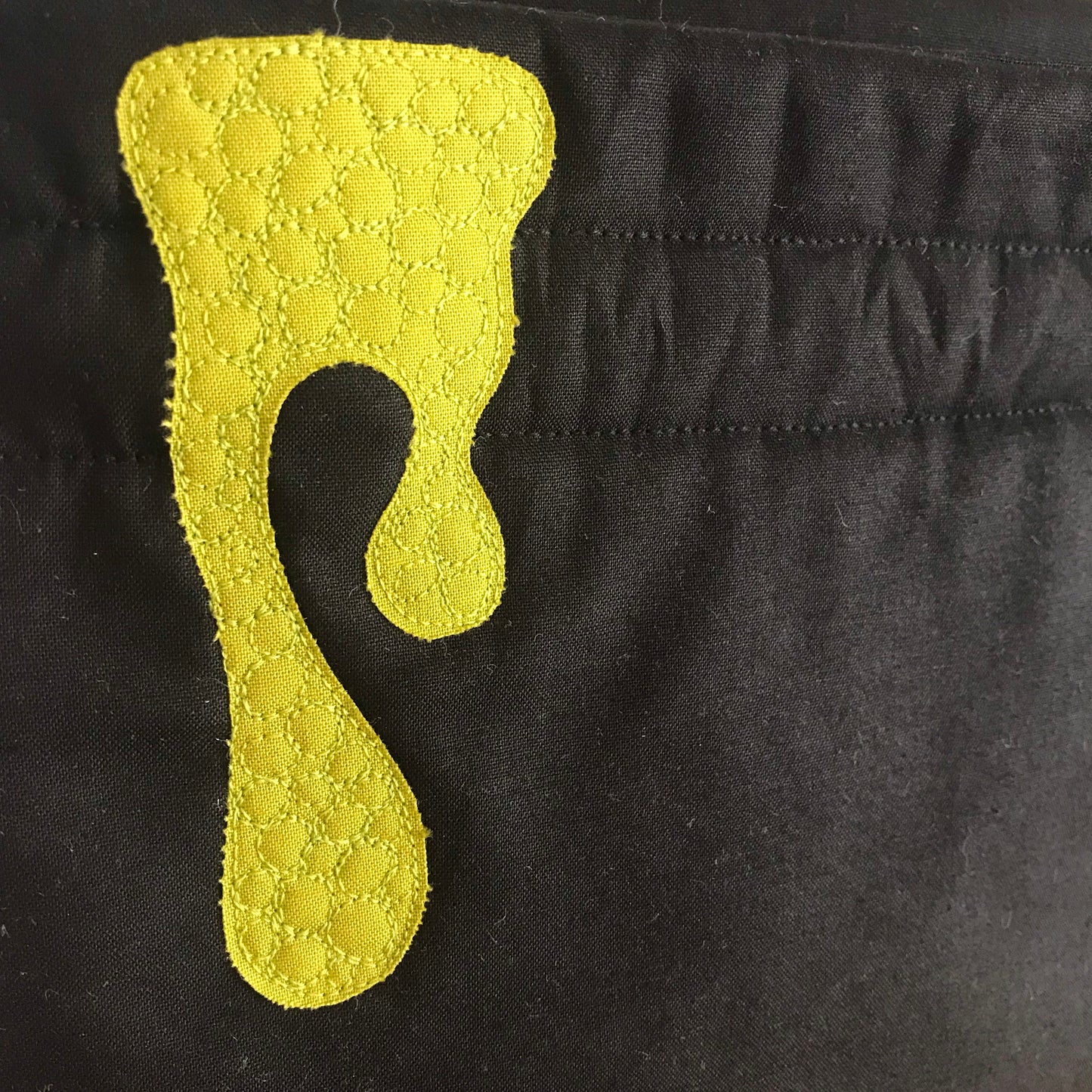 Cauldron applique / free motion quilted bag Medium (Shawl or small sweater size)