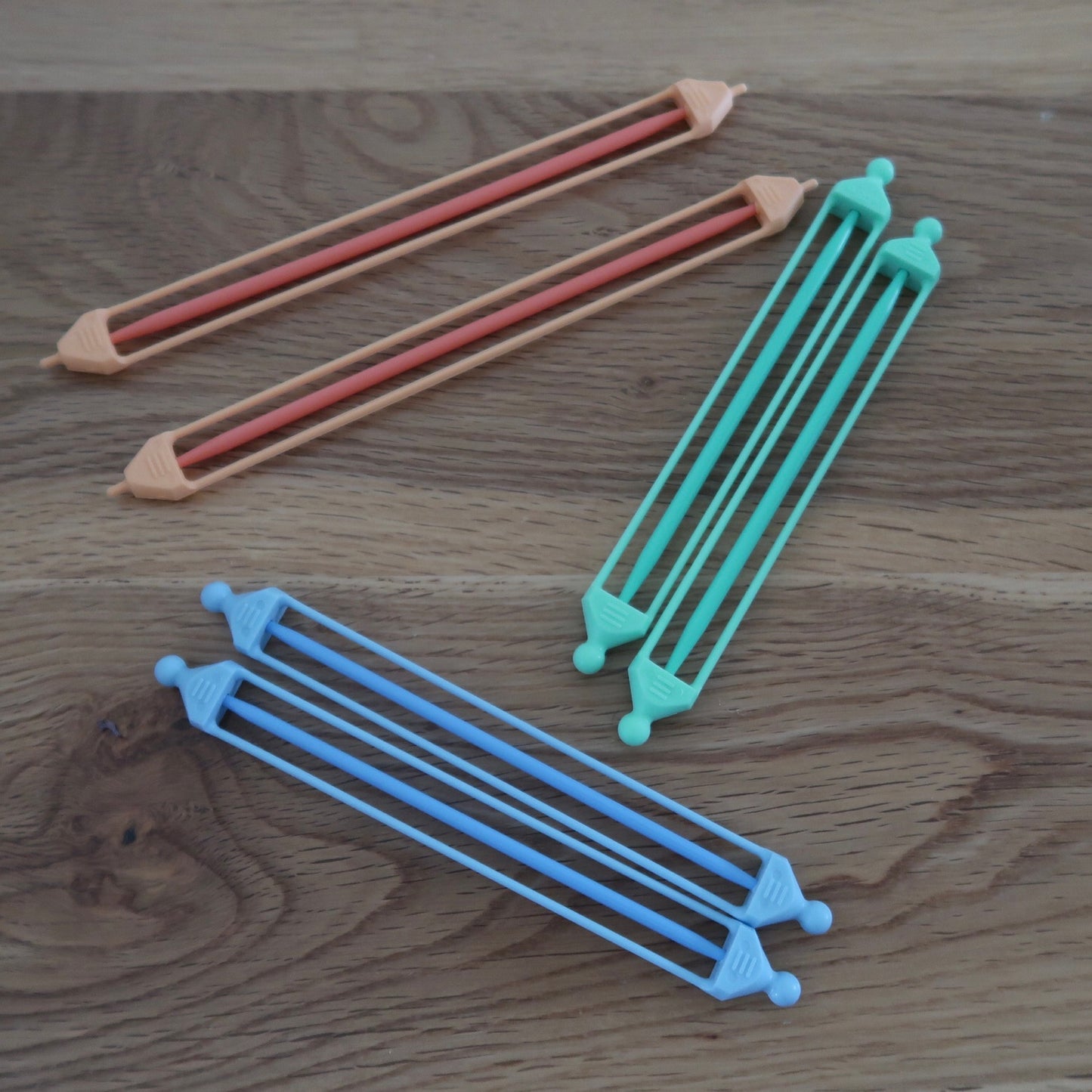 Clover double ended stitch holder