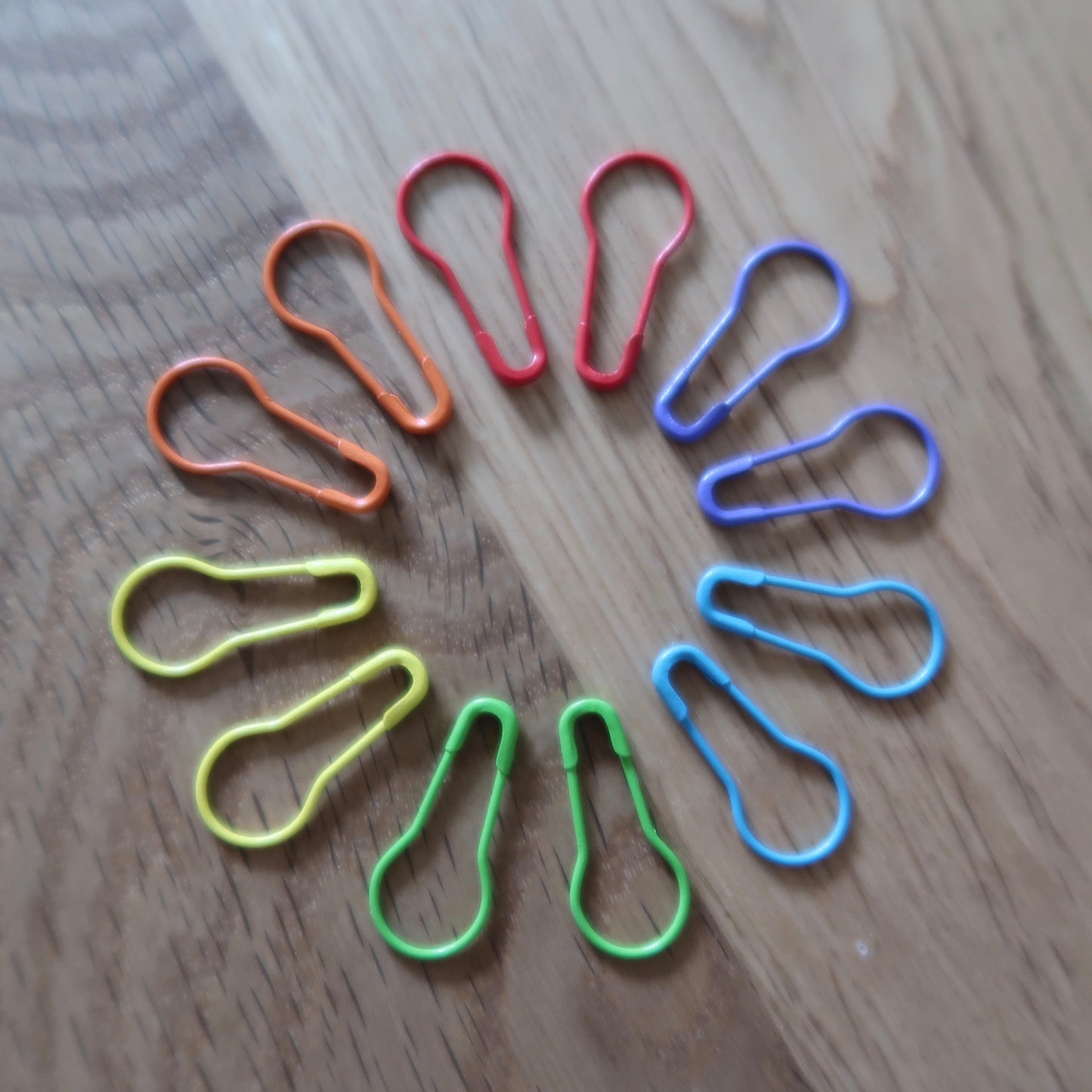 HiyaHiya bulb pins (set of 12)