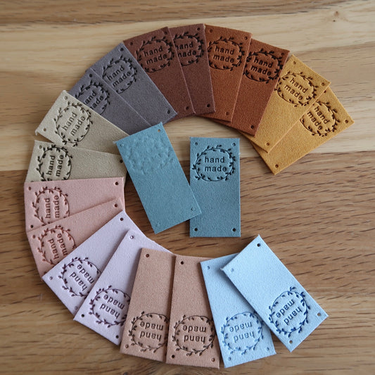 'Handmade' Wreath Faux Leather Tags (set of 20) Large