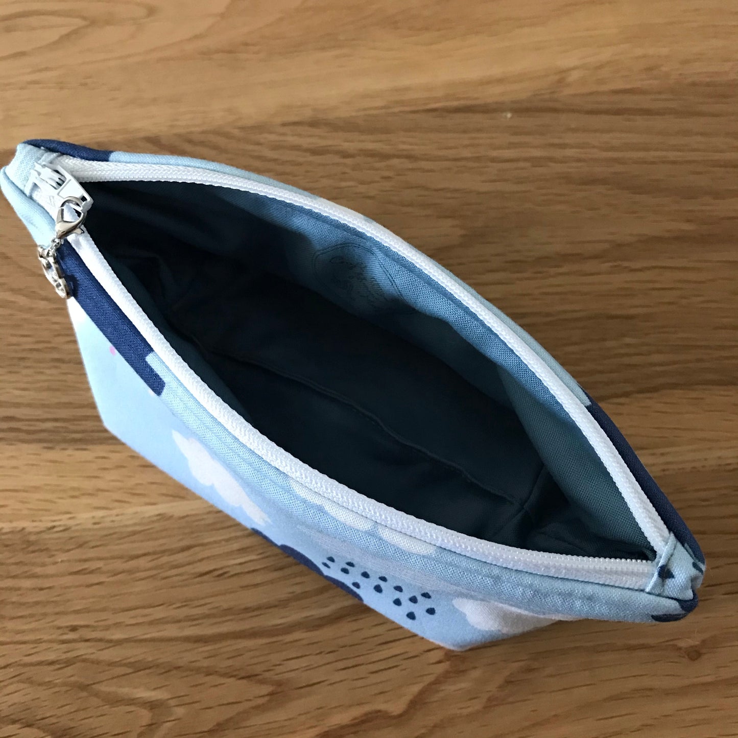 Cloud print notions pouch