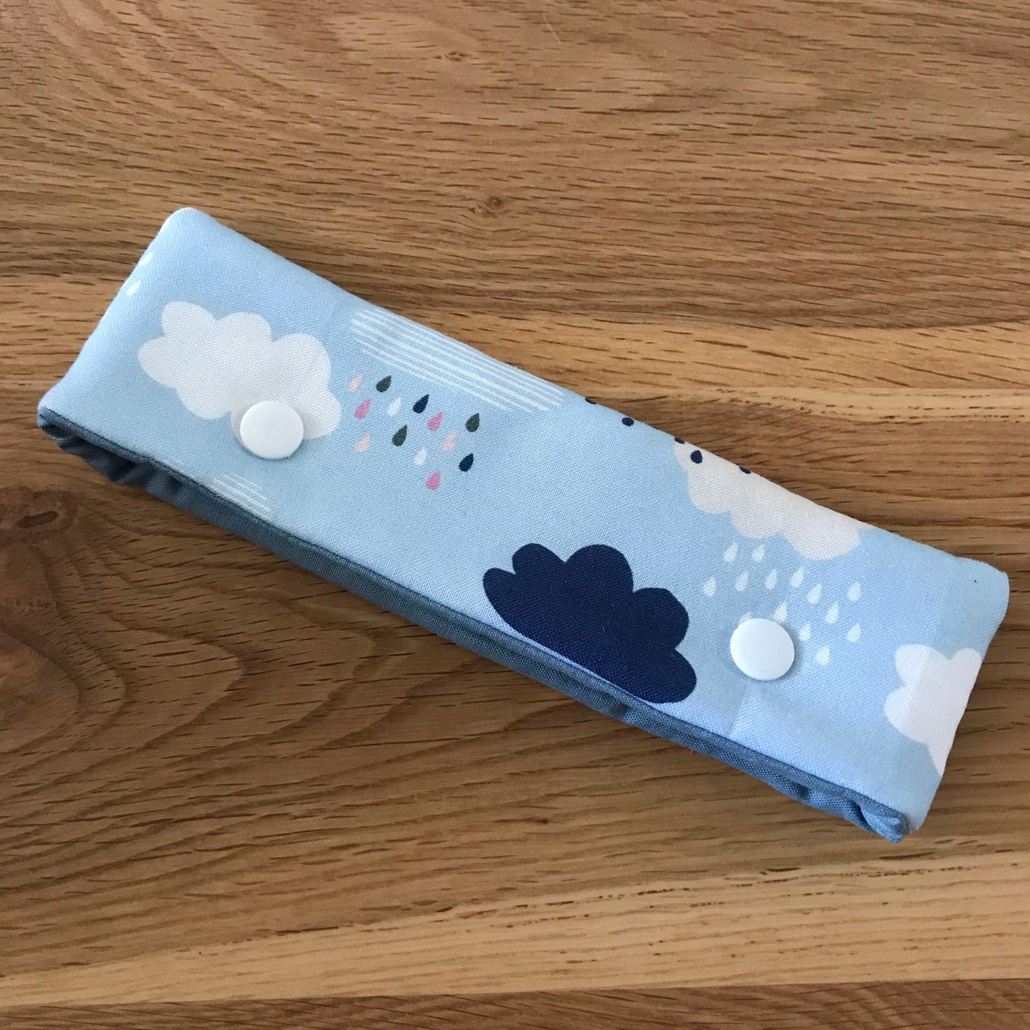 Cloud print DPN case / cosy