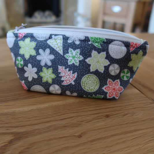 Christmas Biscuits print notions pouch