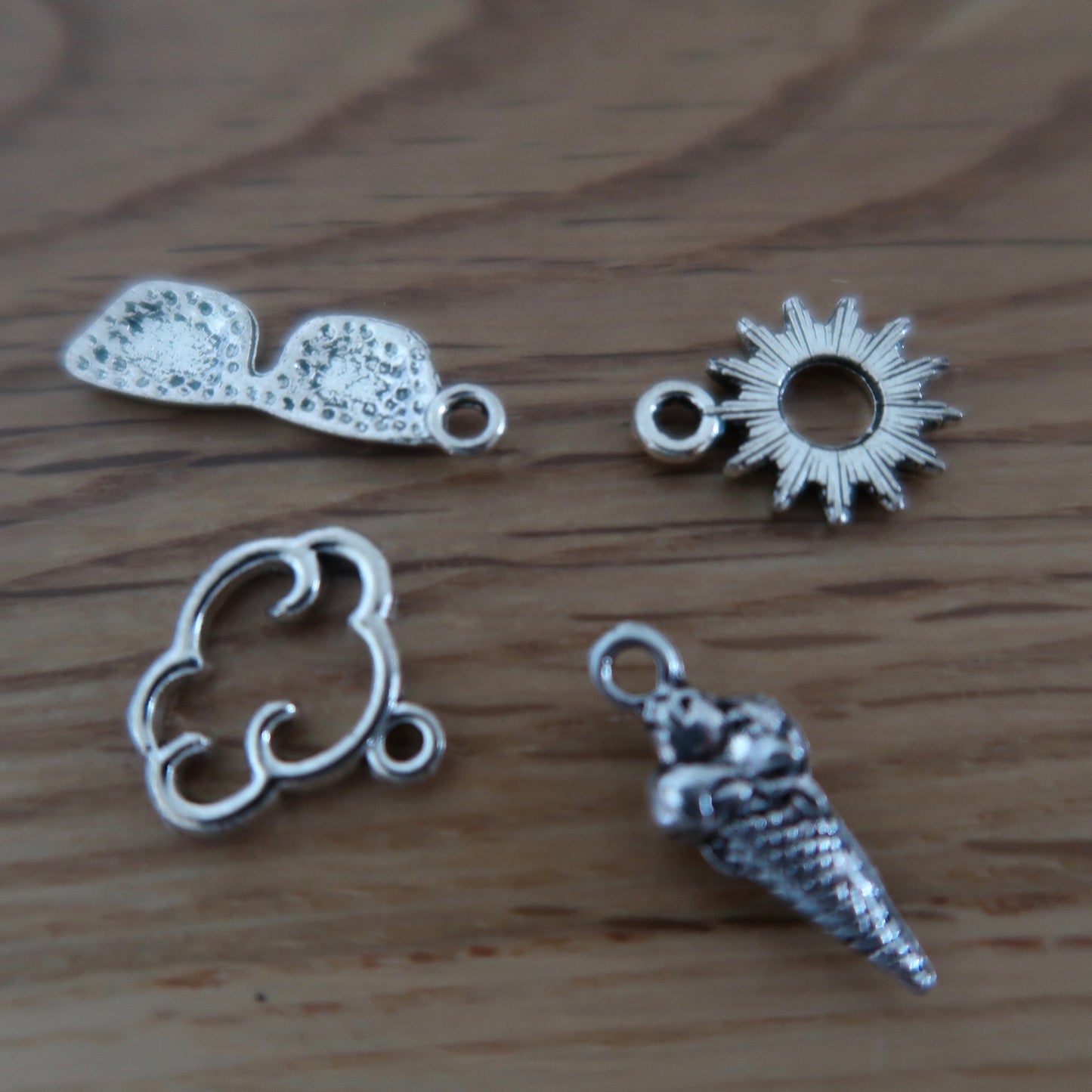 Summer themed stitch marker or progress keepers (set of 4) Sunglasses / sun / ice cream / cloud