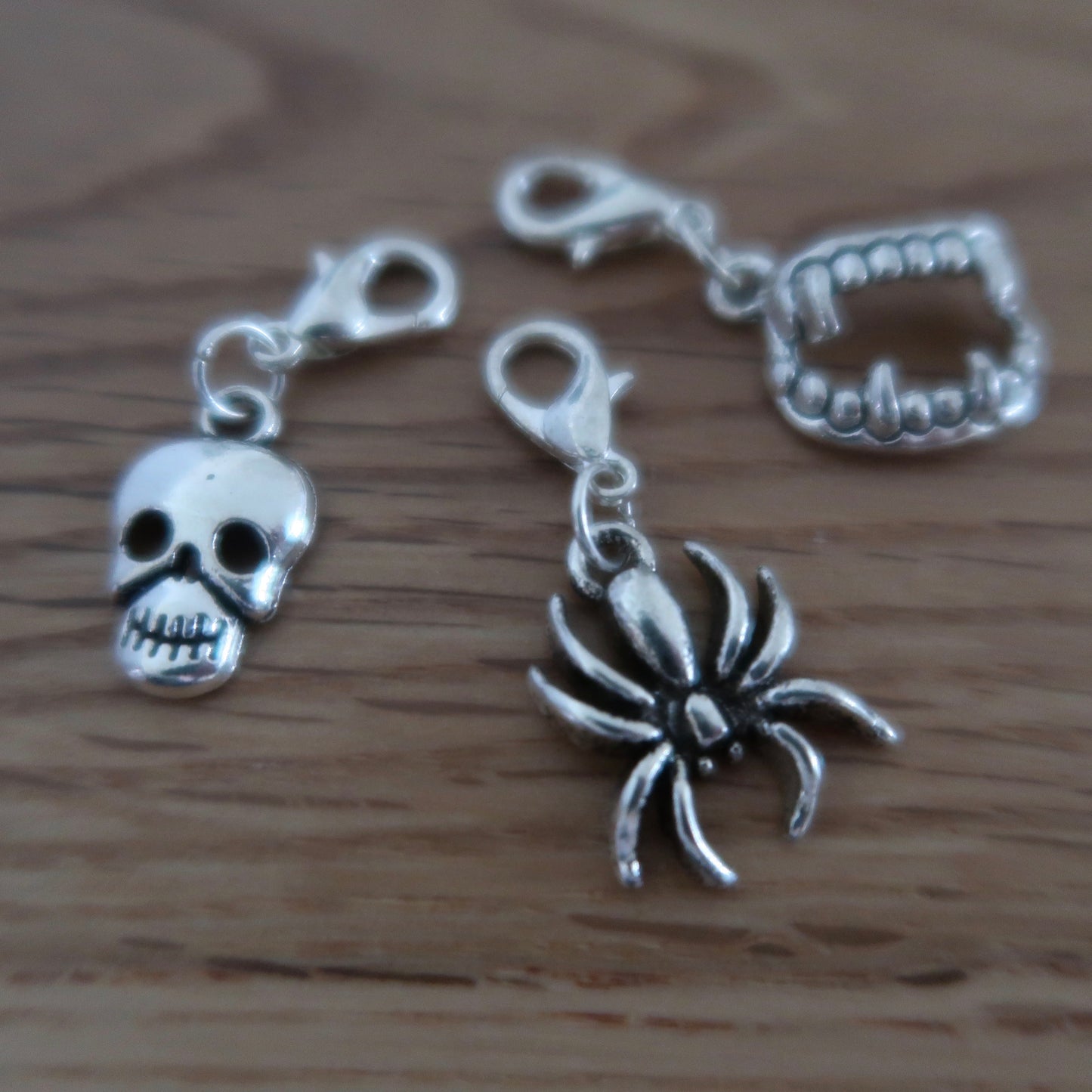 Halloween themed stitch marker or progress keepers (set of 3) Skull / spider / fangs