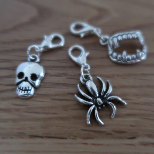 Halloween themed stitch marker or progress keepers (set of 3) Skull / spider / fangs
