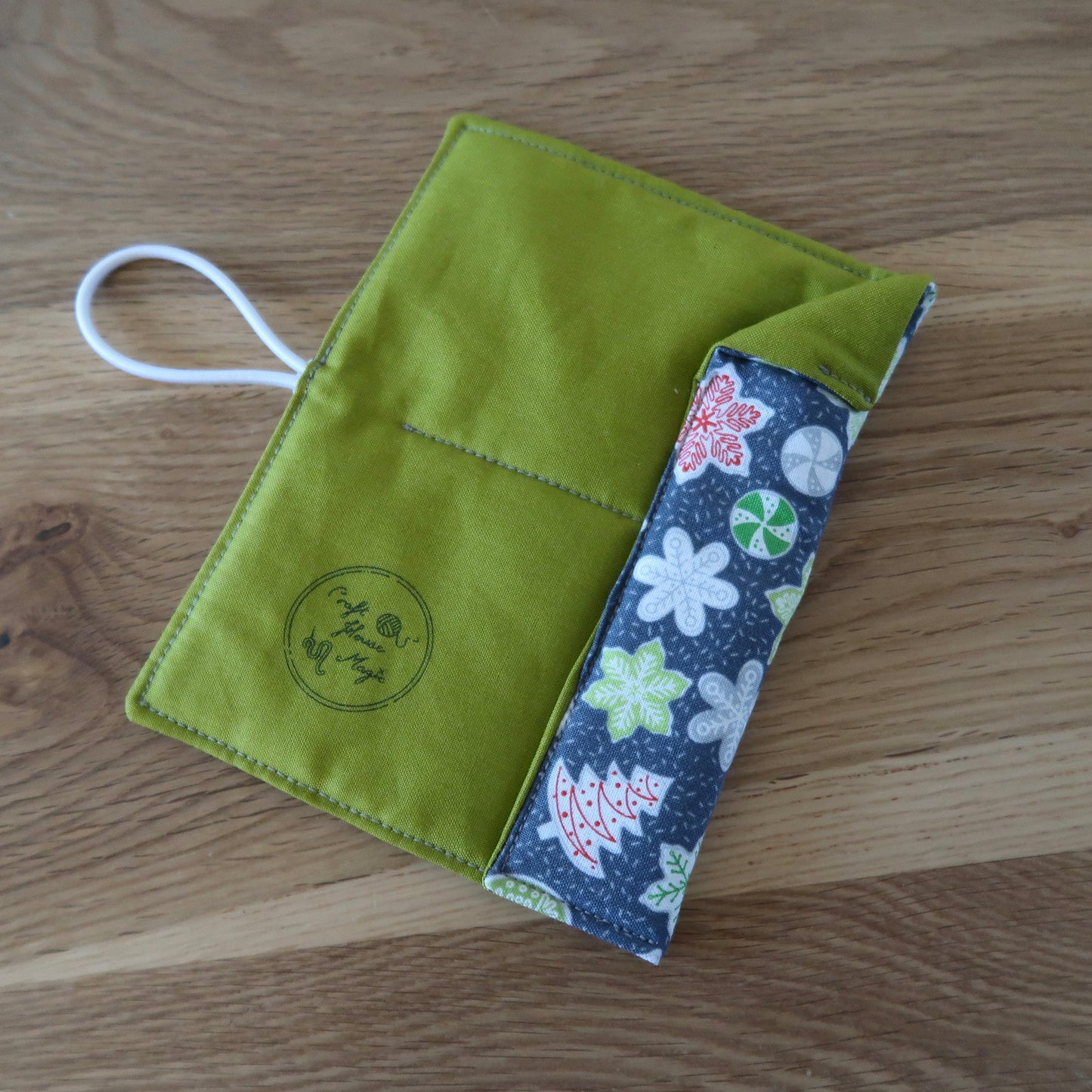 Christmas Biscuits print Circular Needle case
