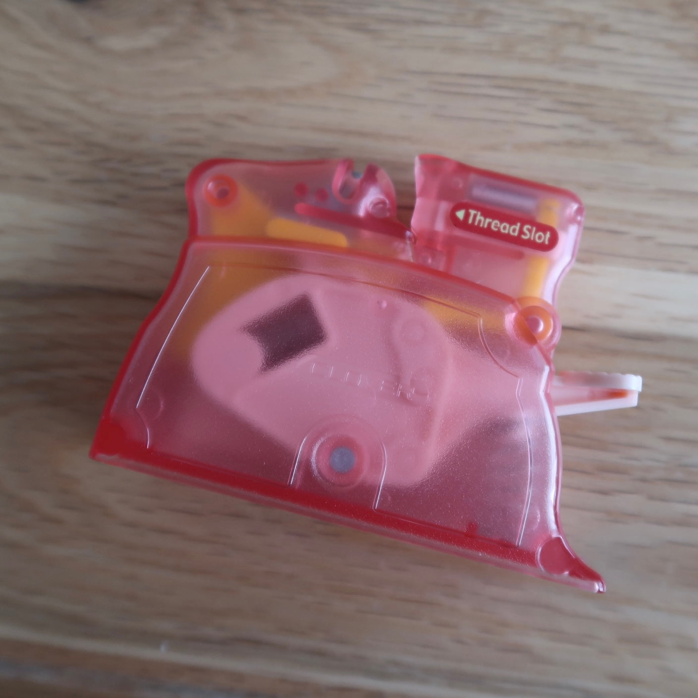 Clover Desk Needle threader