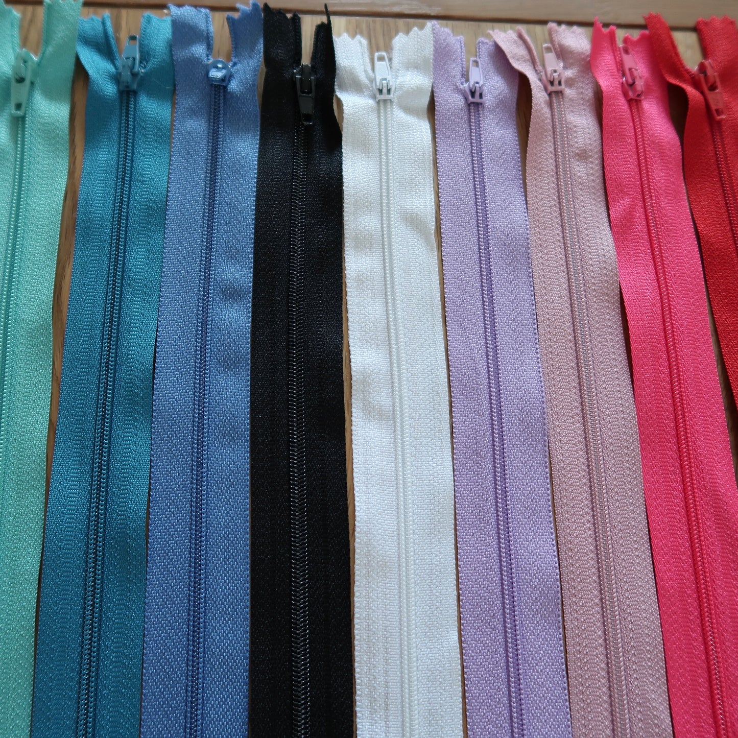 Zips