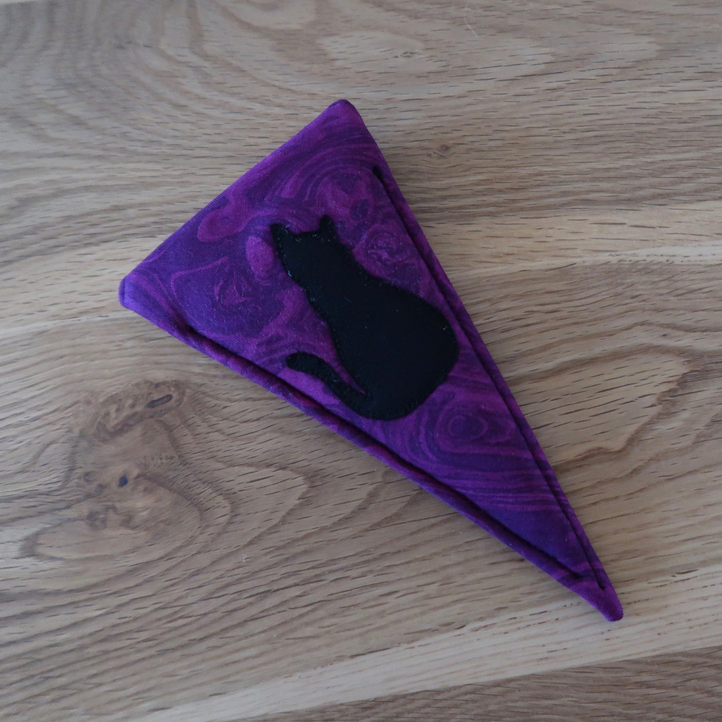 Moonstruck Cat (free motion stitched) Scissor Case